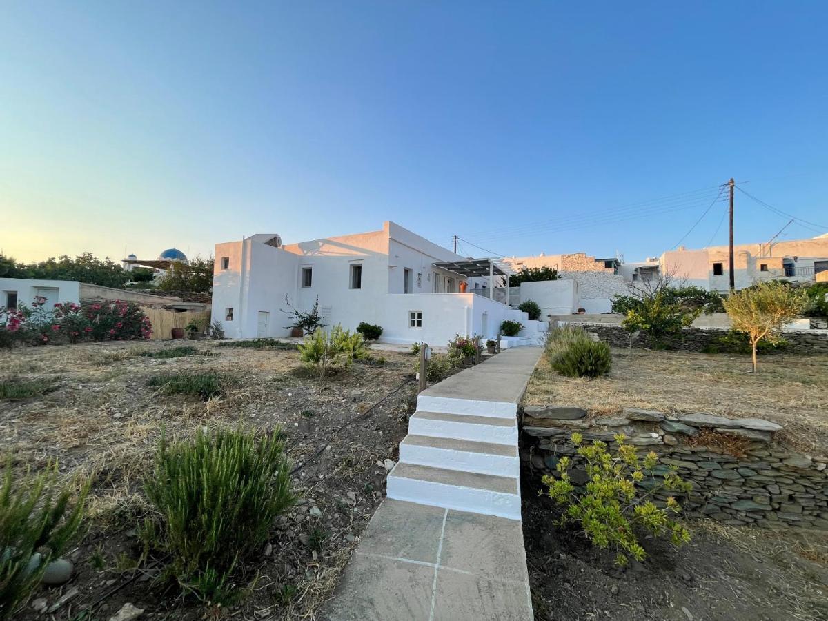 Komis Mansion Exámbela מראה חיצוני תמונה